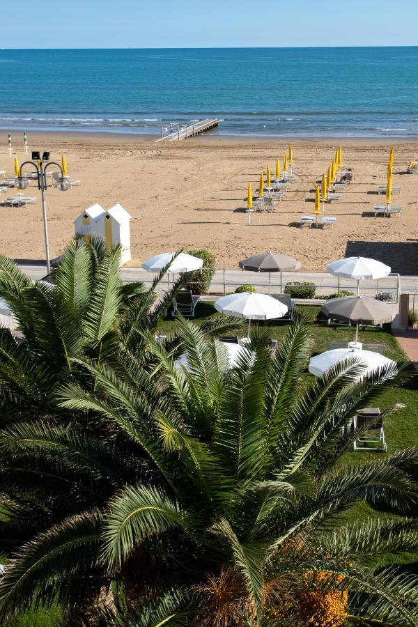 Hotel Conchiglia Lido di Jesolo Exterior photo