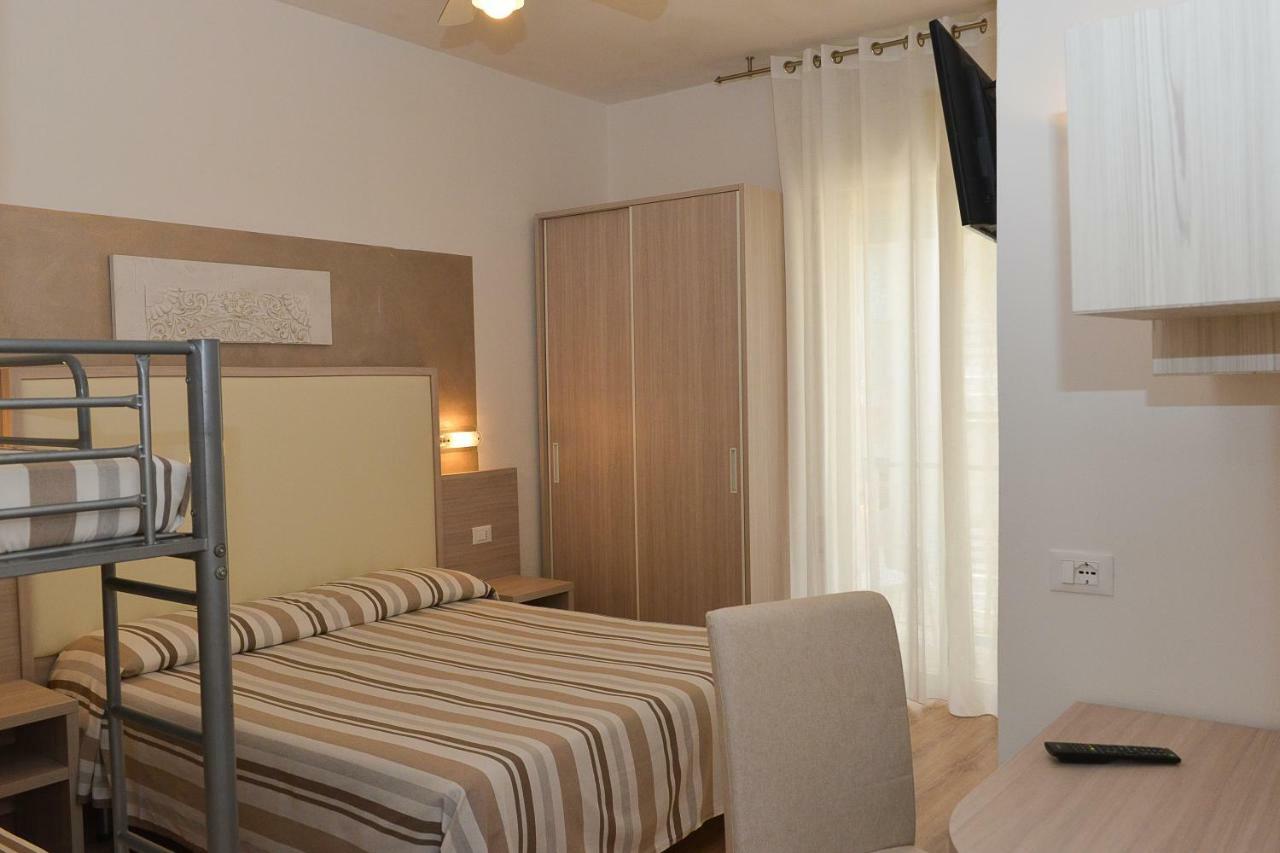 Hotel Conchiglia Lido di Jesolo Exterior photo
